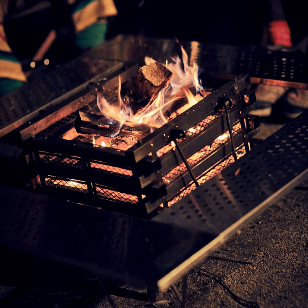 โต๊ะสำหรับนั่งล้อมวงรอบเตา Coleman JP Fireplace Table 10397_4
